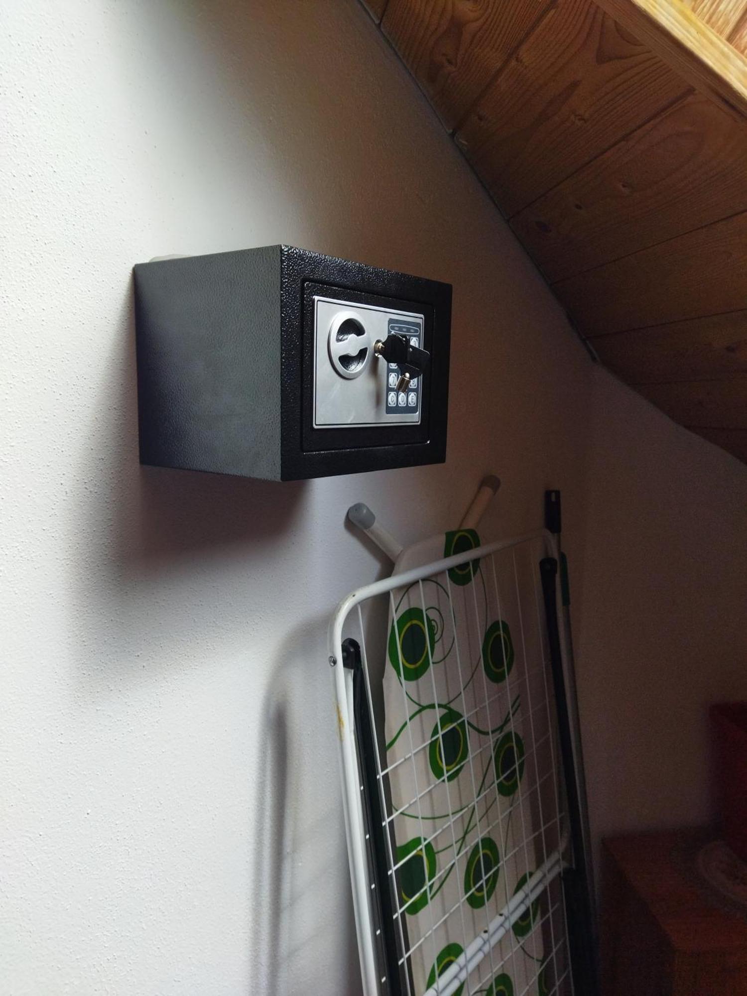 Aussergewoehnliche Atelierferienwohnung Mit Balkon An Der Donau Winzer Exteriör bild